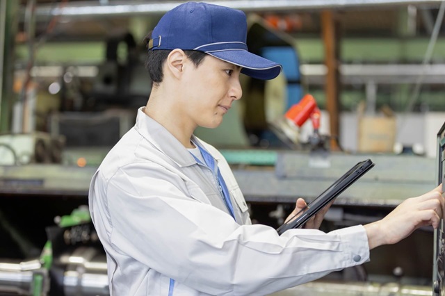 複雑な精密部品の加工に欠かせない複数工程におけるスムーズな連携体制